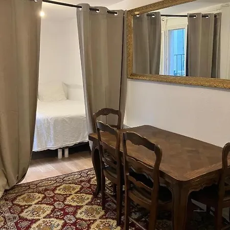 Apartment At Le Marais *